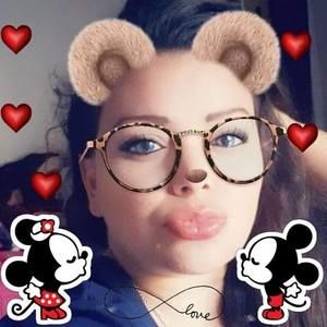 Meet your Posher, Joanna